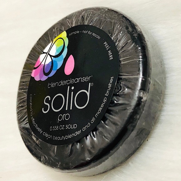 New!Beautyblender Solid Pro Makeup Brushes Cleaner - Picture 7 of 8